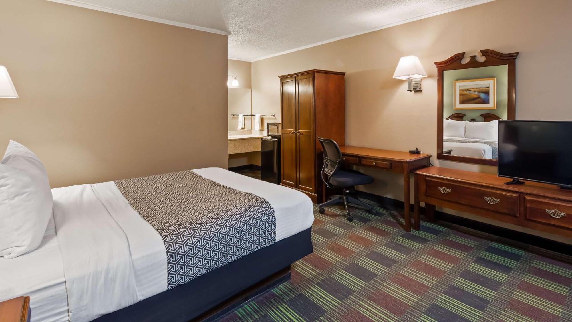 Surestay By Best Western Cameron Exterior photo